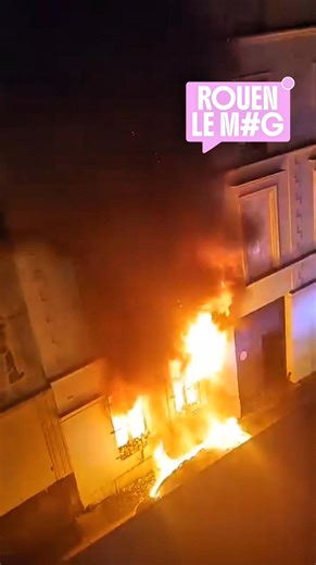 Incendie rue Bouvreuil : deux blessés graves Vers 21h45, un incendie s’est déclaré au rez-de-chaussée d’un immeuble rue Bouvreuil, dégageant de épaisses fumées suivies de flammes très rapides. Une personne à l’étage appelait au secours, poussant un voisin à contacter immédiatement les pompiers, tandis que des jeunes tentaient de forcer la porte pour aider les occupants. Les sapeurs-pompiers, arrivés rapidement, ont sécurisé la zone et secouru deux personnes gravement incommodées par les fumées.
