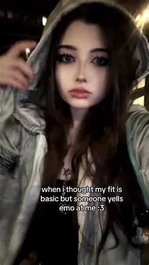 lieben wir #emo #alternative #fit #piercing #alt | emo outfits