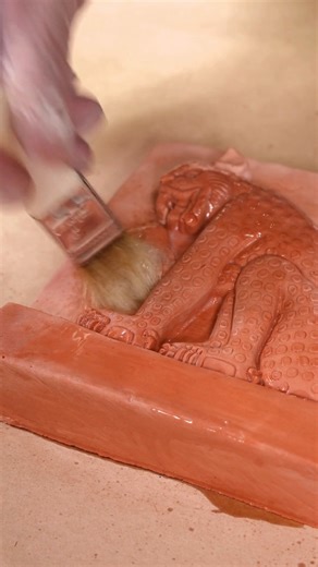 Smooth-On Inc. on Instagram: "One Step is an economical, all-in-one sealer and release agent, especially effective when used with urethane rubber. Its low viscosity makes it easy to apply by brush or sprayer, allowing you to achieve smooth, even coverage with minimal buildup and no loss of surface detail. Click the link in our bio to watch the full video! #smoothon #moldmaking101 #moldmakingtips #smoothon101 #moldmakingrubber #smoothontips #moldmakingbasics #smoothonbasics"