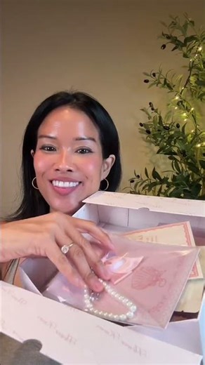 Pink makeup gift ideas