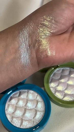 Adapt, Shift, and Thrive in our NEW Chameleon Collection! These revolutionary, light-shifting highlighters are available in new formulas that show off your dynamic side ⚡️ | wet n wild