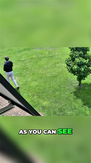 Camera's Auto-Tracking Keeps You in Frame #shorts #teamhamza