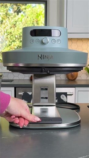 Unboxing your elevated kitchen game: clean, sleek, and CRISPi™. 👏📦