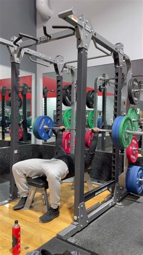 Bench work! #gym #fitness #benchpress #training #workout