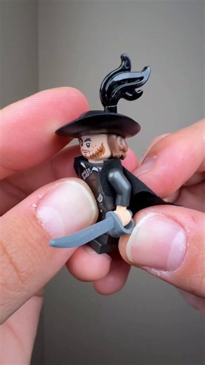 Harri on Instagram: "LEGO Minifigure Hacks EVERYONE Should Be Using 😳🔥 #lego"