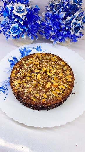 Chocolate cake ❤️💞 Ingredients 3/4 cup suji (Rava) 1/3 cup sugar 1/4 cup oil 1 cup Milk 1/4 cup cocoa powder 1/4 tsp vanilla essence ENO Oddy ecobake cooking paper circle Almonds . . . #explorepage #viral #cookingwithsakshigupta #sakshigupta #trending #healthyfood #easyrecipes #instagood #instareels #reelkarofeelkaro #reelinstagram #reelitfeelit #reels #cake #chocolate #chocolatecake #oddy | cooking with sakshi Gupta