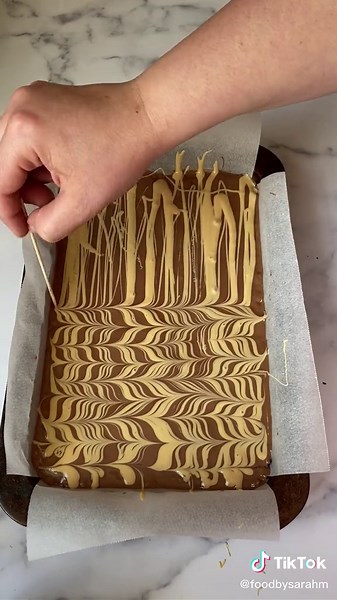 Easy Mars Bar Slice Recipe for the Perfect Weekend Snack