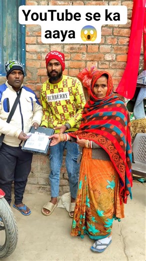 Mummy Ne Receive Kiya Mera YouTube Silver Play Button ❤️ | Sapna Sach Ho Gaya! 😍 #SilverPlayButton