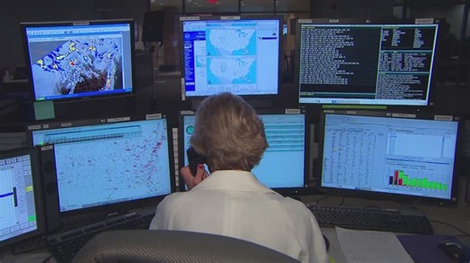 Why was the El Paso airport closed? Airspace briefly closed over drone impasse between FAA, Defense Department, source tells Texas Tribune