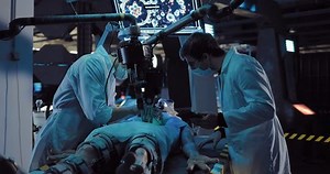 「Laboratory Assistants Conduct Autopsy Space Alien」の動画素材（ロイヤリティフリー）1025131766 | Shutterstock
