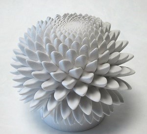 Mesmerizing 3D-Printed Sculptures That Appear to Animate When Spun Under a Strobe Light