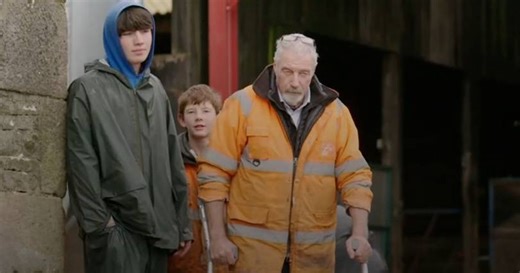 Clive Owen says 'it's my last day' as he makes tough farm decision