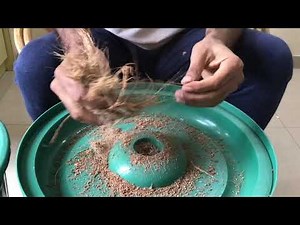How to make dish washing scrubber from coconut husk in 2 mins.