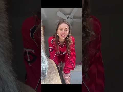 انضم إلى هذا البث المباشر الممتع والمريح مع LovelyGirl للاسترخاء والتمتع باللحظات الممتعة