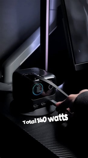 Kev | Ninkevdo on Instagram: "Saying goodbye to cable clutter on my desk! - total 140W ultra-fast output - Power up 5 devices - Dual auto-retract 80 cm USB-C cables Check the 🔗 in my profile bye-oh! or comment "joy" i'll send the link. @joyroom_global #chargingstation #gancharger #tech #desksetup #joyroom"