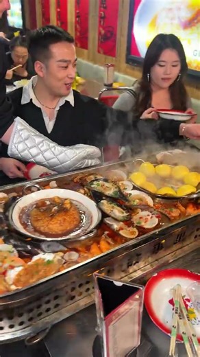 Fresh seafood delivered daily, never frozen or kept overnight, with a sweet and delicious t