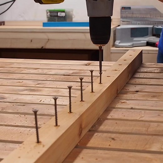 Screws #shopsounds #screwit #screw #fy #fyp #woodwork #diy #maker #carpenter #drill