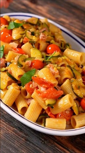 PASTA ZUCCHINE E POMODORINI la Ricetta Facile di Buon'Idea