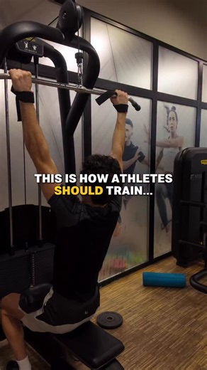 Antonio Iliev | Athlete Performance Coach on Instagram: "Understand the difference. 🔱 DM me "Coach" to work 1-on-1 with me. Programs link in bio 💪🏼 ____ #footballtraining #performance#speedtraining #plyometrics #athlete"