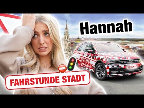 Hannah's first time shifting gears 🚘🚦⛔️ | Fischer Academy - The Driving School