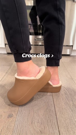 Obsessed with the clogs #crocs #giftsforher #tiktokshopblackfriday #tiktokshopcybermonday #tiktokshopcreatorpicks