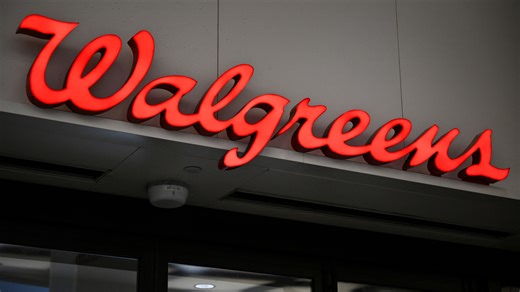 Walgreens apologizes to shopper after they waited 3hrs in drive thru queue