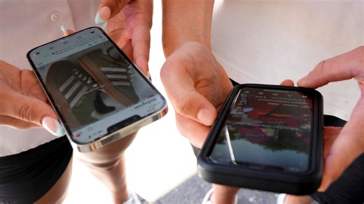 Social media 'addicting the brains of children,' plaintiff's lawyer argues in landmark trial