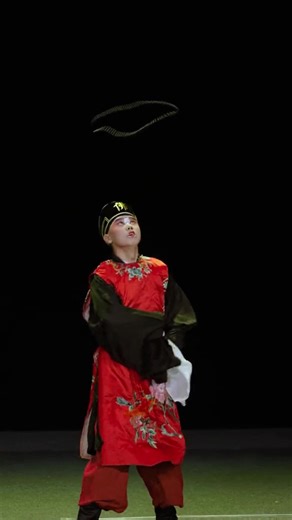 Exploring the Art of Peking Opera and Bead Techniques