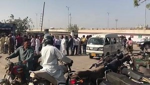 34K views · 616 reactions | Driving License office 藍 Nazimabad Branch looks like this Nowadays. Even before 9am. | Karachi Walay | Facebook