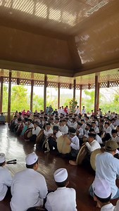 Pertunjukan Musik Rebana Kolosal “Festival Pammunuang” 2025 110 orang - 11 Group Rebana se Kab. Polman. #rebana #rawana #festivalpammunuang #tbmsulbar #masterofceremony #mcmajene #mcsulbar #fyanilbas | Fyan Ilbas