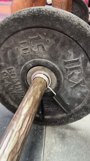 Entre mas grandes mejor🫢#gym #pesas