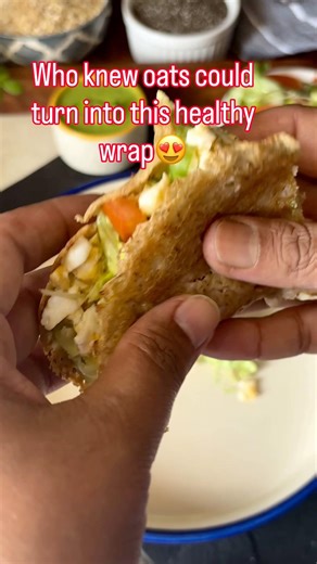 Who knew oats could turn into THIS? 😳 craving wraps try this ❤️ #shorts #dashofturmeric #oatsrecipe