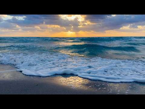 Ocean Sunrise in 4K 🌅 8 Hours of Calm Waves for Deep Sleep & Relaxation