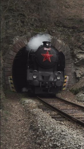 Parní lokomotivy 464.102 #train #vlak #lokomotiva #vlaky #railway #steam #railroad #history #rail