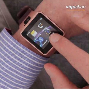 😍📲⌚🎥 Capture os bons momentos com a CÂMERA, LIGUE aos seus melhores amigos e LEIA uma mensagem de amor. O relógio inteligente Vigo Premium Elegant permite-lhe fazer tudo isto. Veja só: bit.ly/2XkrR0u | vigoshop