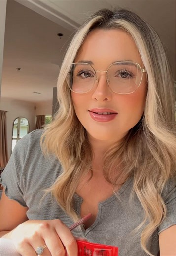 Layla Kelly (@laylakellyofficial) - Fast Dance Challenge: Quick Round 1 Leads to Exciting Round 2