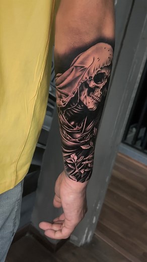 🫡Santa muerte 💀 #tattoo #guadalajara #tatuajes #gdltattoo #mexico #guadalajaratattoo #religion #tattoos #santa #santita #santamuerte | Juan Chavez Tattoo