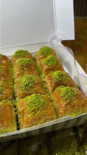 حلويات بقلاوة بالفستق الحلبي Pistachio Baklava#explore #dessert #delicious