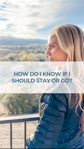 Wife… this is one of the most painful questions a woman in a hurting marriage ever asks: “How do I know if I should stay or if it’s time to go? And how long do I wait and pray for an answer?” I hear this all the time — and I want to give you the clarity most wives never receive. Before you make any life-altering decision, here are 3 things you need to understand: 1. God leads with peace, not panic. If your mind is spinning, your heart feels crushed, and you can’t think clearly… that’s not the mo