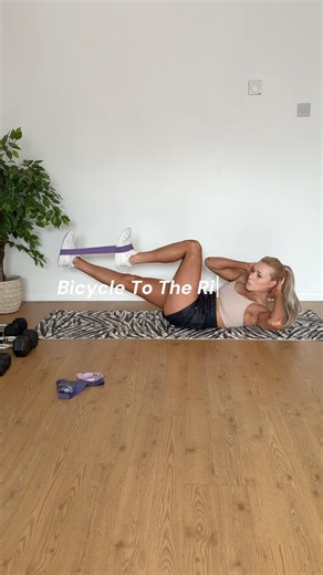 5 Exercises for a Strong Core 🔥 Mini Band Workout at Home