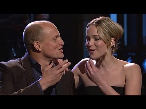 Jennifer Lawrence & Woody Harrelson Sing ‘Blank Space’ on SNL
