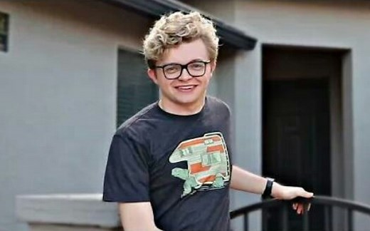 YouTube著名歌手/youtuber——CG5 本人采访