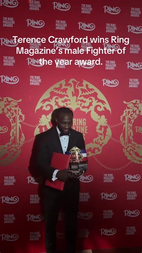 Terence Crawford wins Ring Magazine’s male Fighter of the year award. Congratulations champ! #kboxtv #boxing #boxeo #terencecrawford #champion