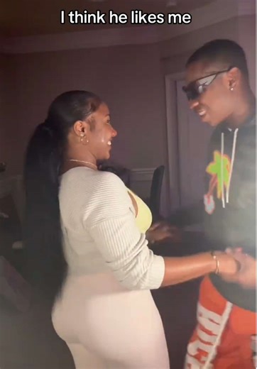 I’m smiling from ear to ear 😭🫶🏾@AWALLMG | his smile