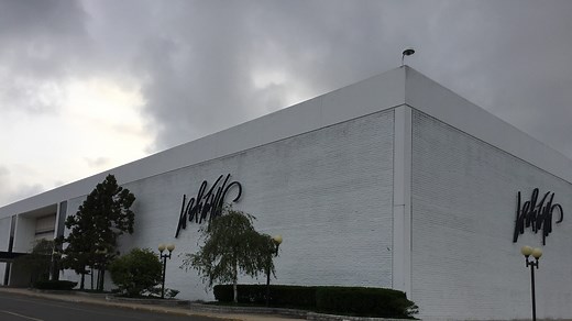 Lord & Taylor to close Monmouth Mall store