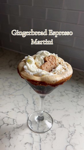 Gingerbread Espresso Martini✨ It truly is the perfect holiday espresso martini🍸 Ingredients: 2 ounces vodka 1/2 ounce coffee liqueur (I used Kahlúa) 2 shots of espresso 1/4 ounce gingerbread syrup Garnish: espresso beans OR whipped cream & gingerbread man Cheers🍸✨ #yescoffeenodecaf #espressomartini #espressomartinirecipe #gingerbreaddrinks #gingerbreadespressomartini