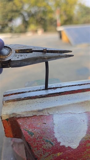 Bend Nails Like a Pro – Simple Hack#diy#tricks