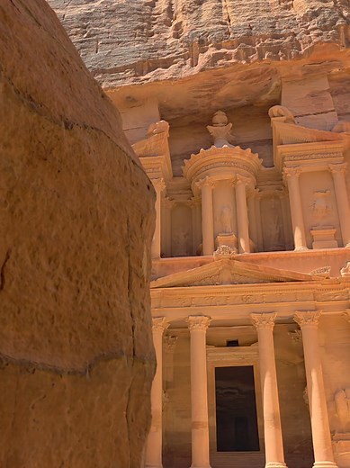 Exploring Petra: A Journey Through Ancient Jordan