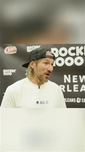 1,000 Italians Played One Song and the Band Actually Showed Up #FooFighters #Viral