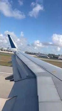 Delta airlines airbus A321 Neo taking off from Fort Lauderdale airport #planesactive #deltaairlines